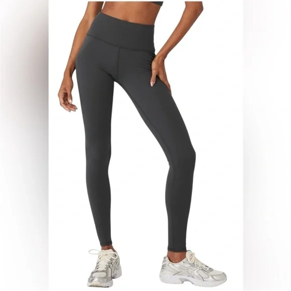 ALO Yoga high waisted airlift charcoal Gray Leggings 7/8 length size medium - Picture 2 of 7